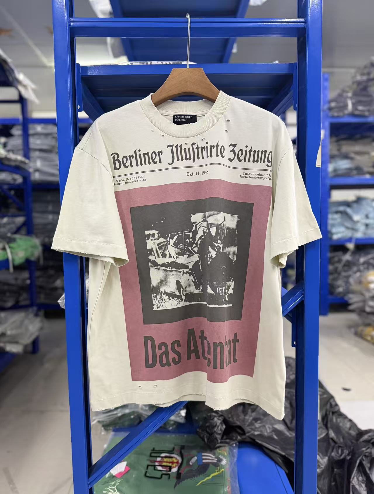 ERD Das Attentat Distressed Vintage Cropped Tee