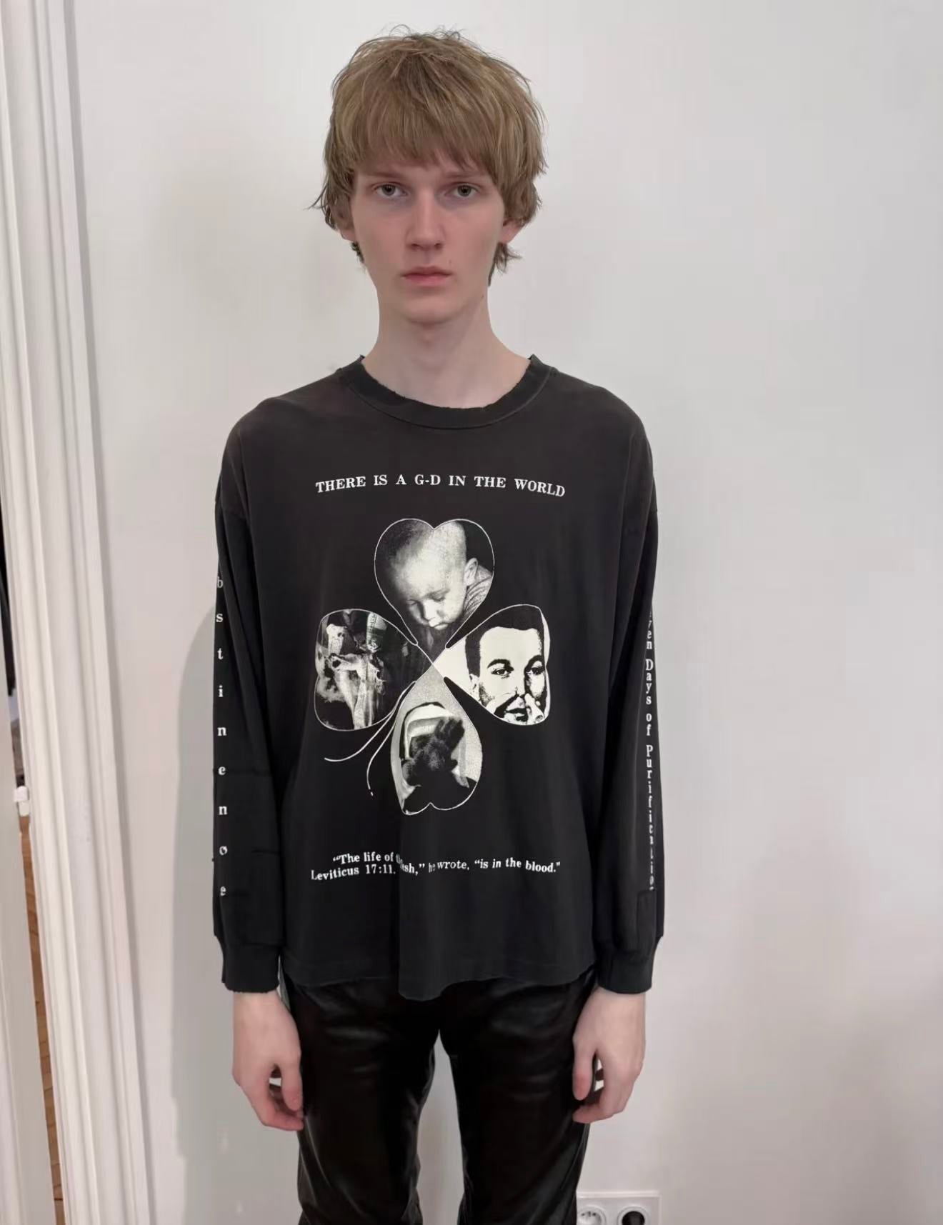 ERD Clover Portrait Raw‑Edge Long Sleeve Tee