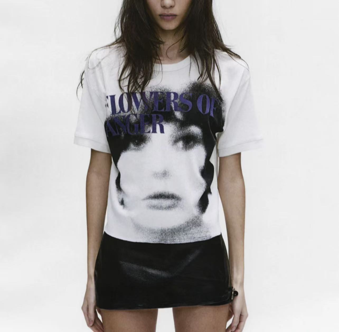 ERD Distorted Portrait Print T‑Shirt Raw Hem Cropped Streetwear Top
